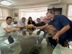 Manoela Pimenta se filia ao PSB e Cid diz que trabalhará pessoalmente para ajudá-la