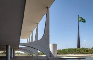 Ainda há espaço para uma terceira via nas eleições de 2026?