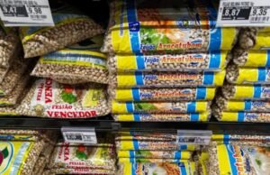 Excesso de chuvas causa aumento no preço do feijão