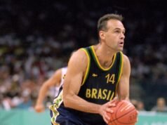 Morre Oscar Schmidt, lenda do basquete brasileiro, aos 68 anos