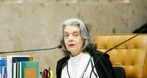 Cármen Lúcia admite crise de confiança no Judiciário e defende reconhecimento do problema