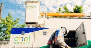 Conta de luz no Ceará sobe em média 5,78% após novo reajuste da Enel