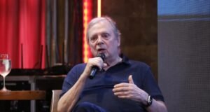 “Não tem o menor sentido”, diz Tasso sobre ser vice de Caiado na chapa presidencial