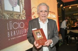 Cearense Lúcio Brasileiro, jornalista diário mais antigo do mundo, morre aos 87 anos