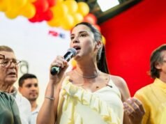 Manoela Pimenta lança pré-candidatura a deputada estadual em evento com lideranças regionais e estaduais