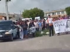 Multidão acompanha sepultamento de jovem de 17 anos assassinada em Irapuan Pinheiro