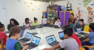 Conectividade e educação digital para transformar o Ceará