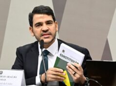 “Sou totalmente contra o aborto”, diz Jorge Messias durante sabatina ao STF no Senado
