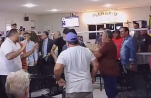 Briga é registrada na Câmara de Aracoiaba após reviravolta judicial reconduzir prefeito Edim ao cargo