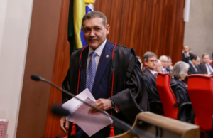 O novo xerife das eleições chega ao TSE prometendo equilíbrio em tempos de radicalização