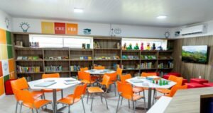 Projeto Territórios da Leitura entrega sete novas bibliotecas em Quixadá e mais quatro cidades cearenses