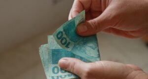 Governo do Ceará antecipa primeira parcela do 13° dos servidores para 3 de junho