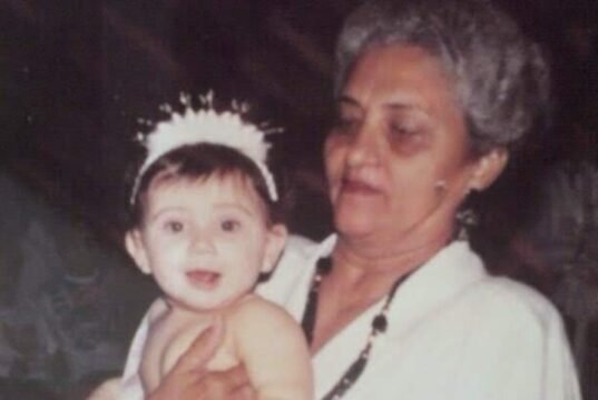 Ser mãe é: amar, cuidar e proteger