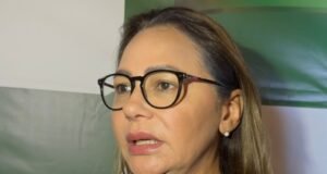 Márcia Zomin fortalece parceria com Adesc e apoia seminário sobre desenvolvimento regional