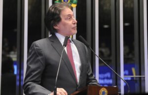 Eunício diz que espera apoio de Camilo, Elmano e aliados na sua pré-candidatura ao Senado: ‘Essa vaga já era do MDB’