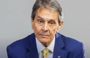 Moraes e Dino mantêm multa aplicada a Roberto Jefferson e rejeitam recurso