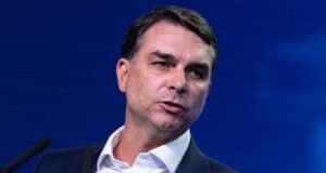 Flávio Bolsonaro marca ato de pré-campanha no Ceará para 10 de julho