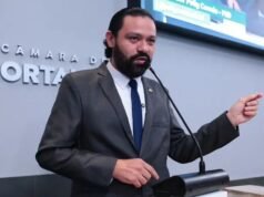 Polly Correia toma posse na Câmara de Fortaleza durante licença de Michel Lins