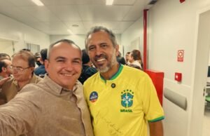 Madalena é contemplada com micro-ônibus e Unidade Odontológica Móvel
