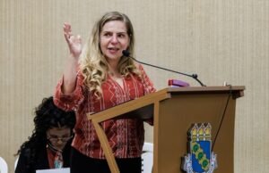 Luizianne Lins aceita ser candidata ao Senado, diz presidente da federação Psol-Rede