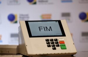 2026: Pão, Circo e Ilusão – O espetáculo da política brasileira em ano eleitoral