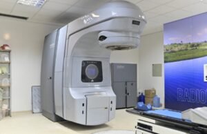 Ministério da Saúde entrega equipamento de radioterapia ao Instituto do Câncer do Ceará, por meio do Programa Agora Tem Especialistas
