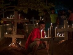 Fotógrafo cearense Beto Skeff lança fotolivro Ritos de Saudade em Fortaleza