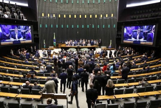 A mediocridade do debate político preocupa