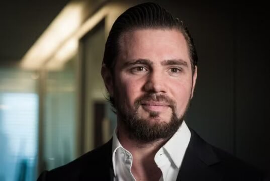 PF aponta que grupo de Vorcaro oferecia até R$ 2 milhões a influenciadores para atacar Banco Central