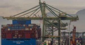 Setores brasileiros afetados por tarifa dos EUA defendem negociação e temem perda de empregos
