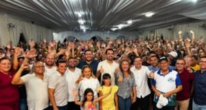 Encontro político articulado por Márcia Zomin reúne lideranças e apresenta pré-candidatos em Senador Pompeu