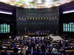 Câmara afronta STF e oculta autoria de R$ 1,3 bilhão em emendas, aponta relatório