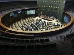 Investigação sobre emendas alcança líderes partidários e acirra tensão entre STF e Congresso