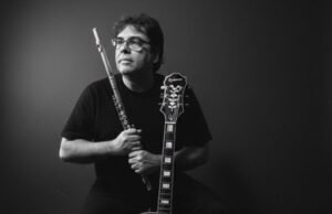 Eudes Fraga, Loren Gualda e Moacir Bedê apresentam novos singles em Fortaleza neste domingo, 12