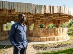 Francis Kéré fará a palestra de encerramento do 22º Congresso Brasileiro de Arquitetos