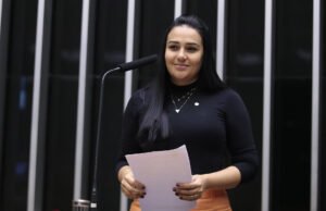 Câmara oficializa perda de mandato de Dayany Bittencourt; Priscila Costa aguarda data de posse