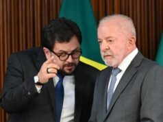 Ex-chefe de gabinete se afasta da campanha de Lula após investigação sobre empréstimo