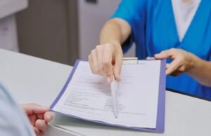 Justiça condena Hapvida a indenizar em R$ 283 mil recepcionista demitida durante tratamento de câncer