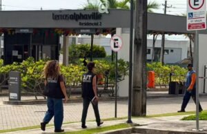 Após resgate, doméstica que passou 55 anos sem salário deixa casa dos empregadores em Eusébio