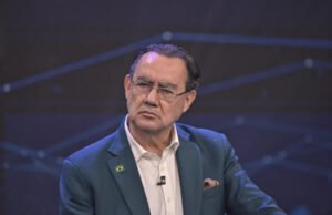 Augusto Cury e a ruptura da comunicação política polarizada