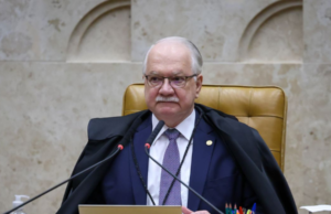 Fachin assume relatoria de processo sobre Moraes e Vorcaro