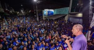 ”O Estado do Ceará pertence aos cearenses”, afirma Ciro Gomes em Parambu