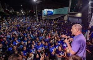 ”O Estado do Ceará pertence aos cearenses”, afirma Ciro Gomes em Parambu