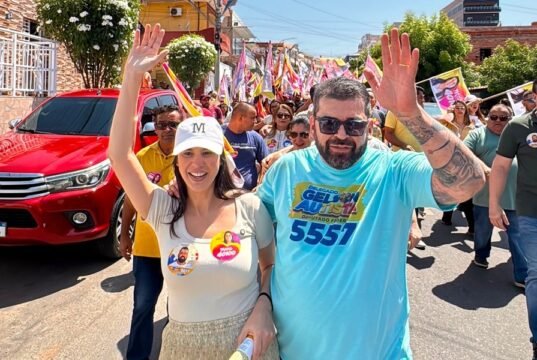 Inauguração de comitê em Boa Viagem consolida aliança política entre Manu Pimenta e Delegado Gelson