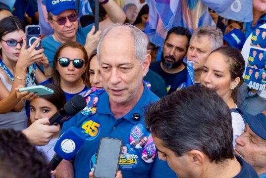 Ciro apresenta propostas para saúde, proteção animal, trabalhadores de aplicativos e cultura no Ceará