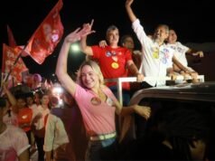Tainah debate propostas para Fortaleza em encontro com moradores do Henrique Jorge