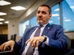 Segunda Turma do STF forma maioria para manter afastamento de Andrei Rodrigues da PF; Gilmar Mendes pede vista