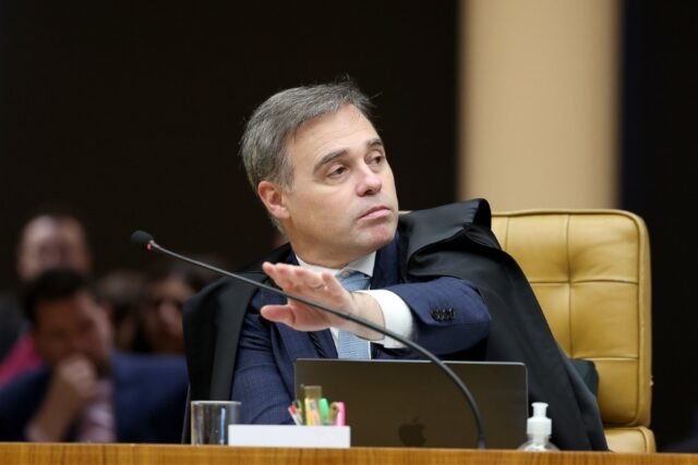 André Mendonça