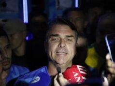 No Ceará, Flávio Bolsonaro diz que eleição pode mudar composição do STF e cita caso Master