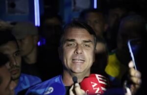 No Ceará, Flávio Bolsonaro diz que eleição pode mudar composição do STF e cita caso Master